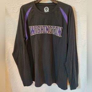 Campus Drive Washington Huskies Embroiderd Pullover Shirt